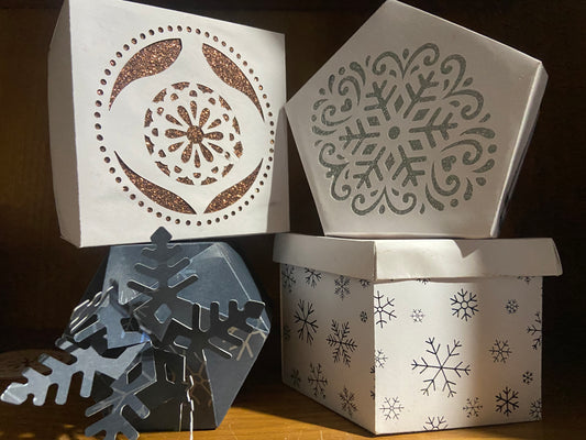 Holiday gift boxes